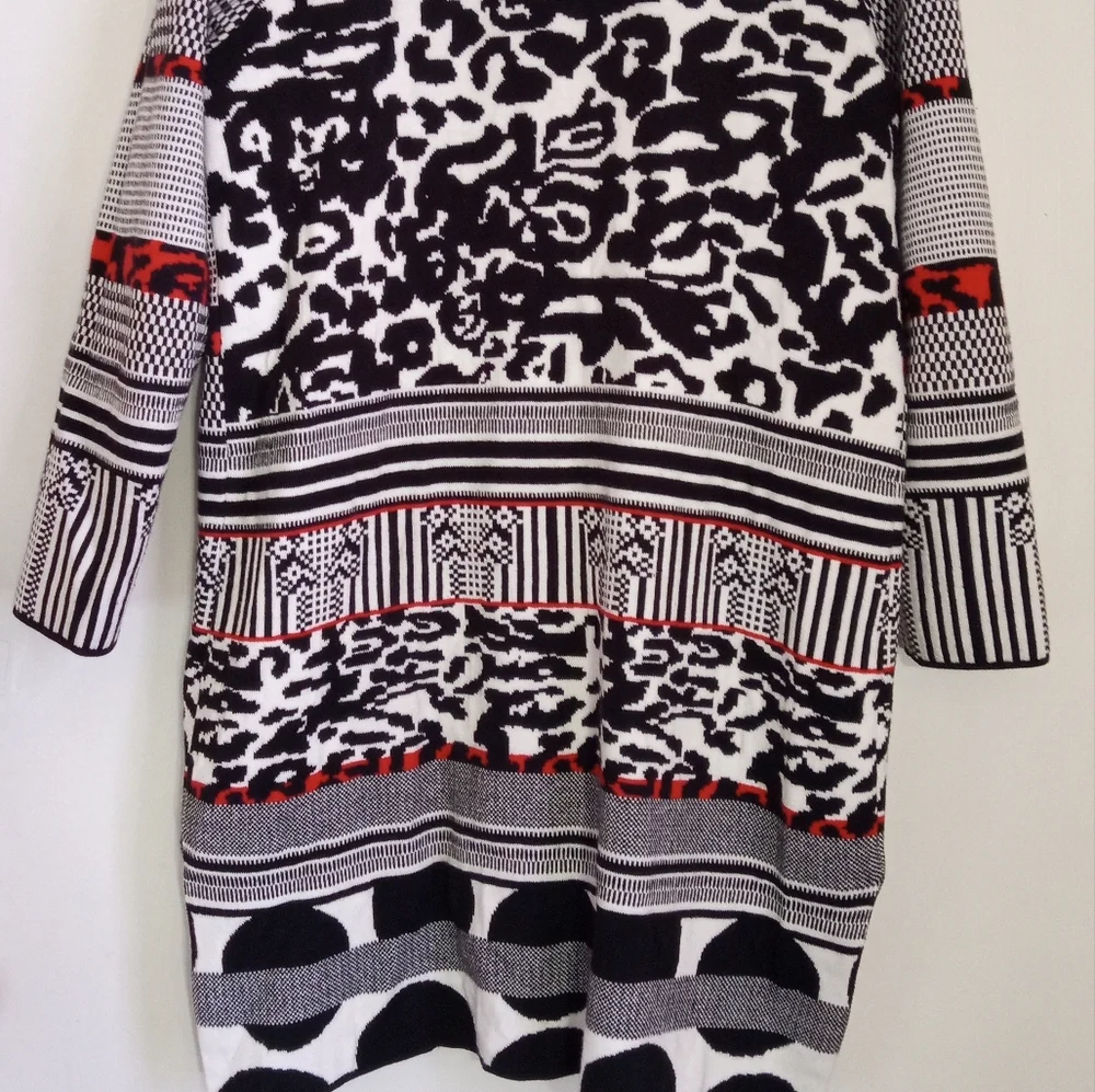 Chico's Black and Red Mixed Patterned Cardigan - Picture 10 of 10